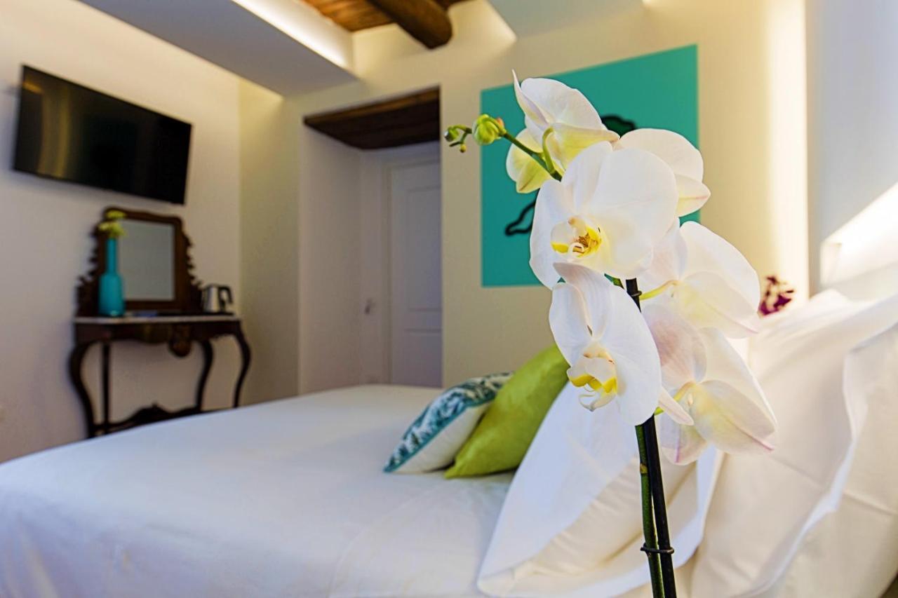 Duetto Al Duomo Hotel Nápoly Kültér fotó