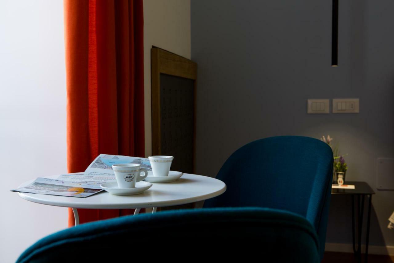 Duetto Al Duomo Hotel Nápoly Kültér fotó