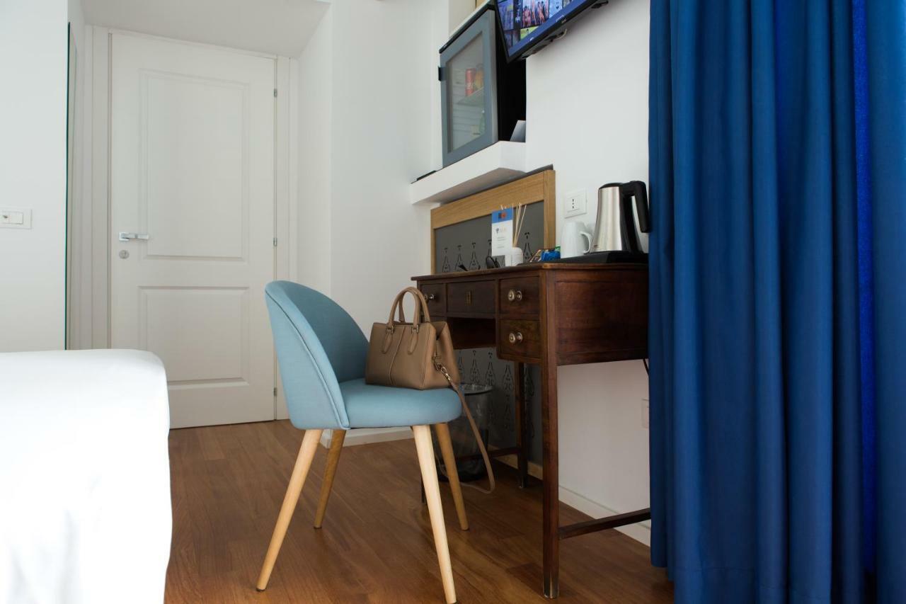 Duetto Al Duomo Hotel Nápoly Kültér fotó