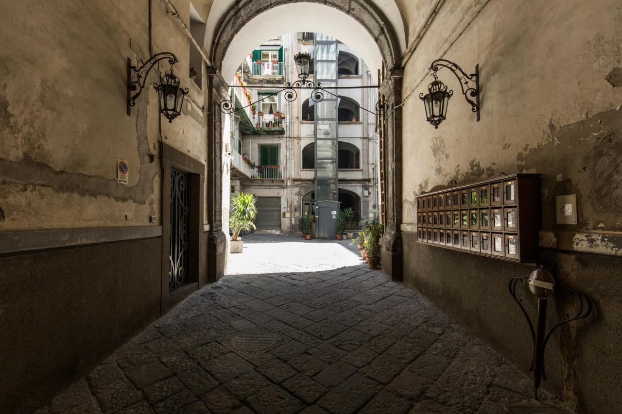 Duetto Al Duomo Hotel Nápoly Kültér fotó